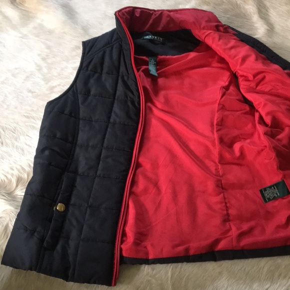 Vest - Picture 4 of 5